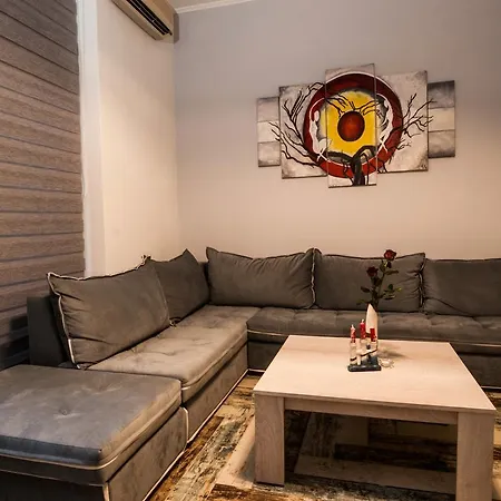 Kastelisuites Aparthotel