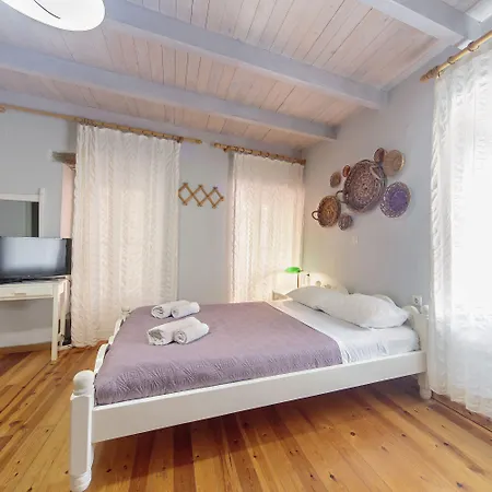 شقة فندقية Kastelisuites 4*