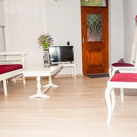 Aparthotel Kastelisuites Chania (Crete)