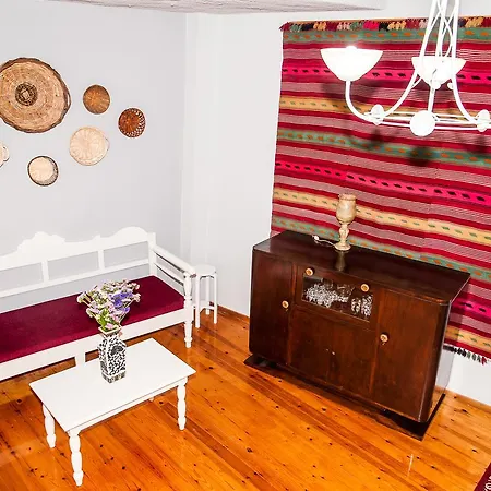 Kastelisuites 2* Chania (Crete)