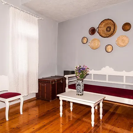 Aparthotel Kastelisuites Chania (Crete)