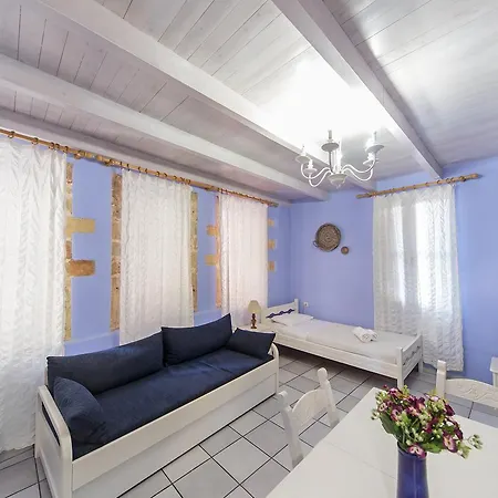 Aparthotel Kastelisuites 2*