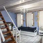 Kastelisuites Aparthotel