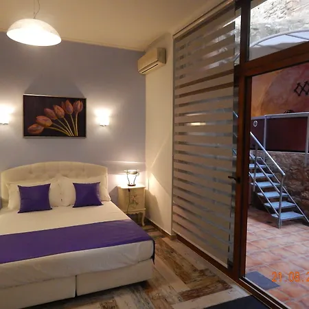 アパートホテル Kastelisuites