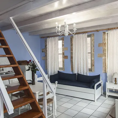 Kastelisuites Aparthotel