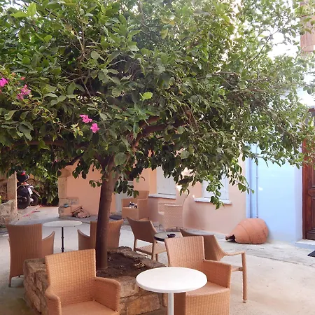 Kastelisuites Chania (Crete)