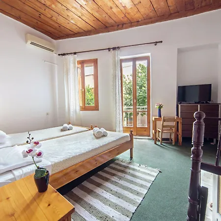 Kastelisuites Chania (Crete)