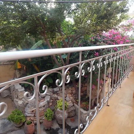 Kastelisuites ハニア