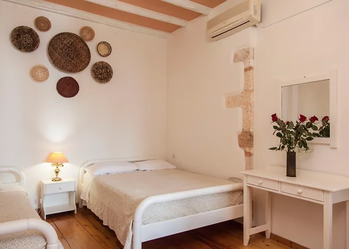 Aparthotel Kastelisuites 4*