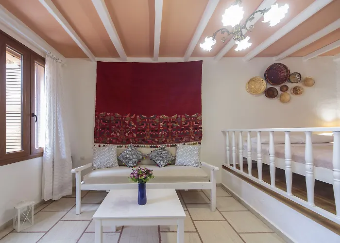 Kastelisuites 4* Chania (Crete)