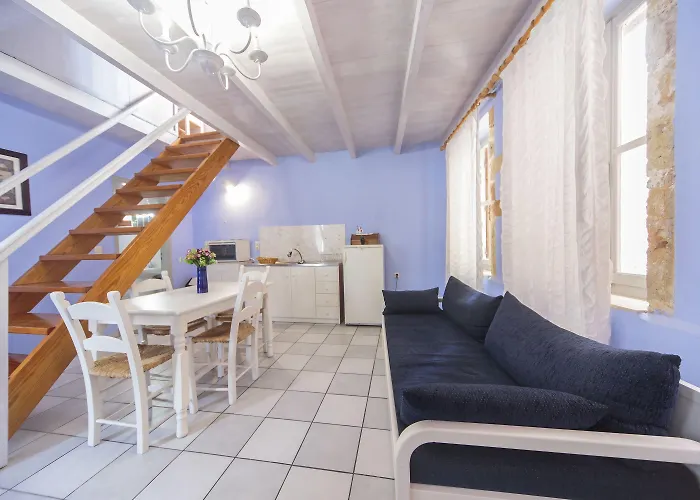 Kastelisuites Aparthotel Chania (Crete)