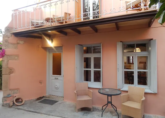 Kastelisuites 4* Chania (Crete)